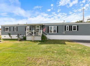 45 Bell Dr, Salem, NH 03079
