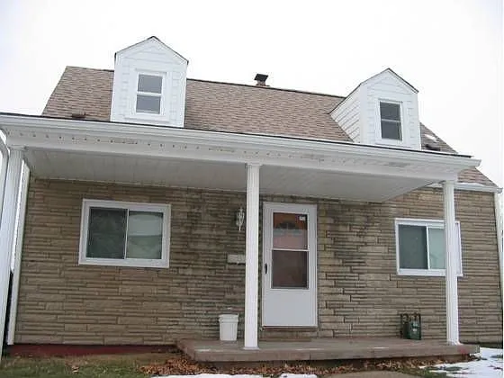 1401 Harvard Ave photo 1