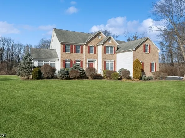9 Horton Dr, Chester Twp., NJ 07930