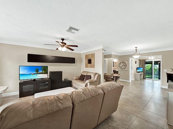 5th image of 6894 Westview Dr