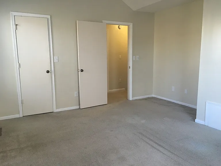 4689 Shallowford Cir — Photo 18