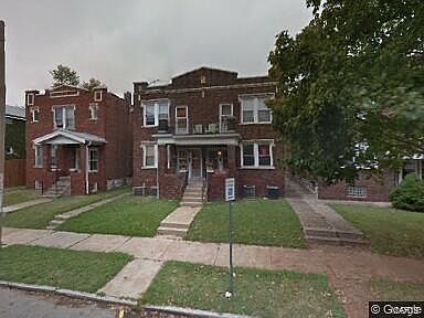 1st image of 4055 Giles Ave