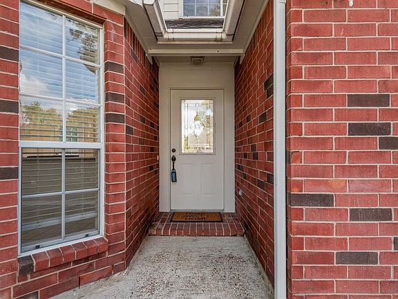 4th image of 13310 Queensride Ln