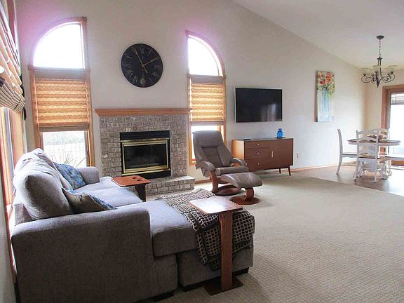 3rd image of 1774 Briarwood Ct