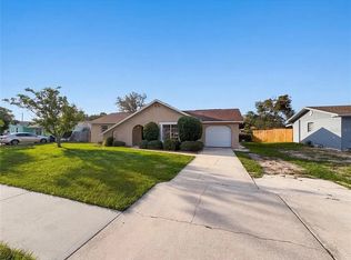 887 Fruitland Dr, Deltona, FL 32725