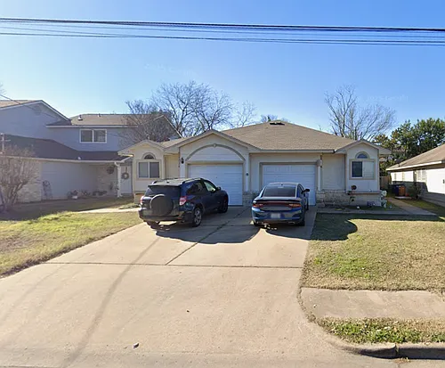 1217 Armadillo Rd #B Photo 1