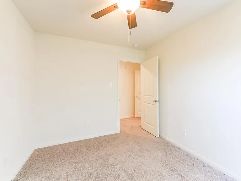 15238 Snowdrop Field Dr — Photo 16