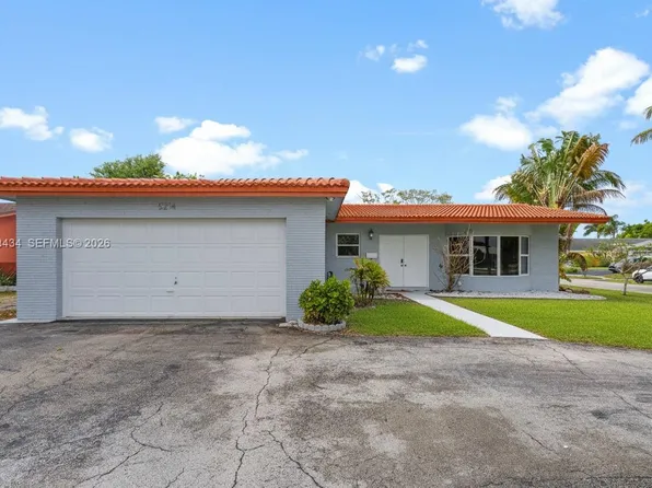 5214 W Park Rd, Hollywood, FL 33021