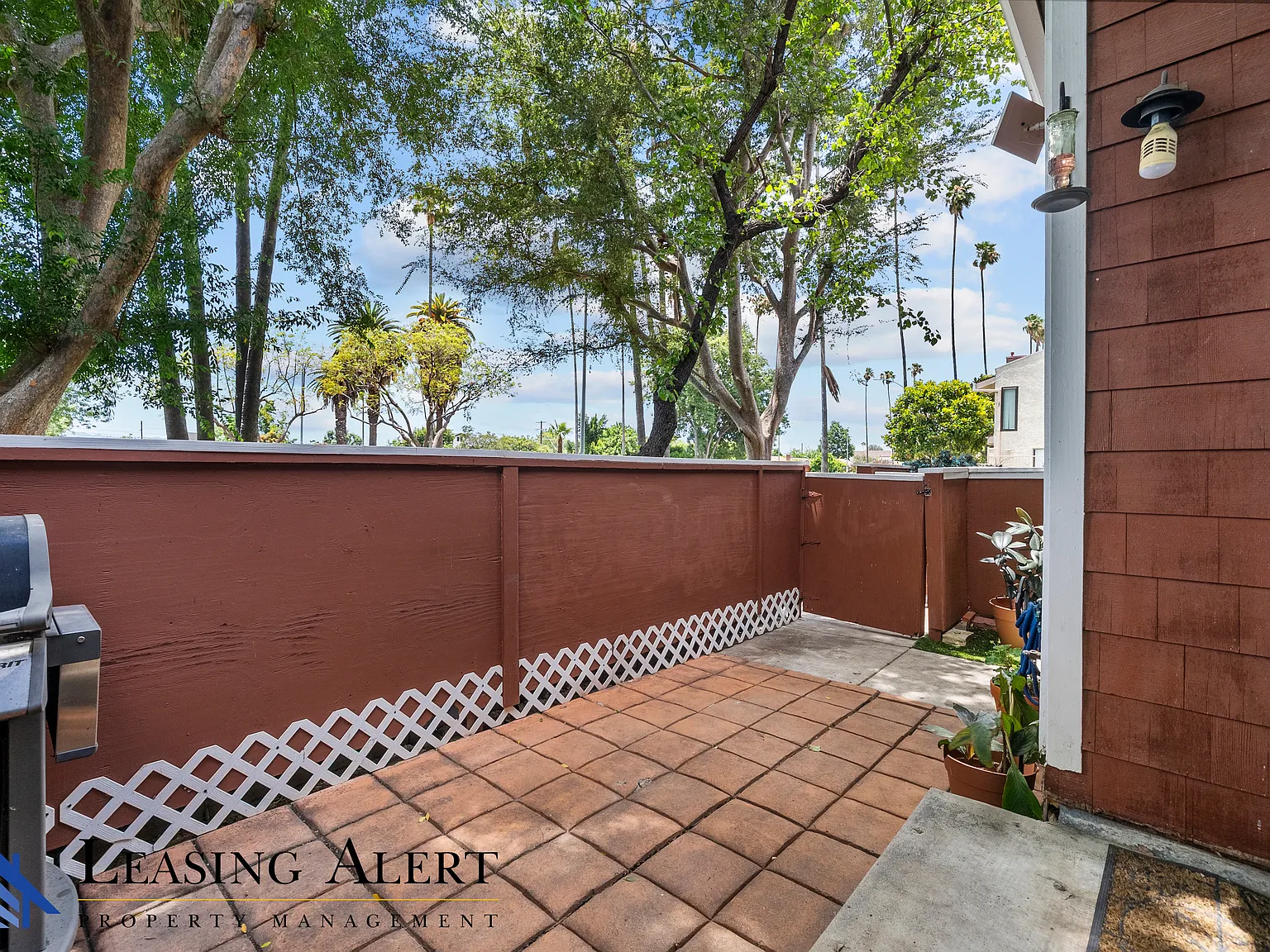 2 bed, 2.5 bath, 1361 sqft, $3,000 — Photo 3