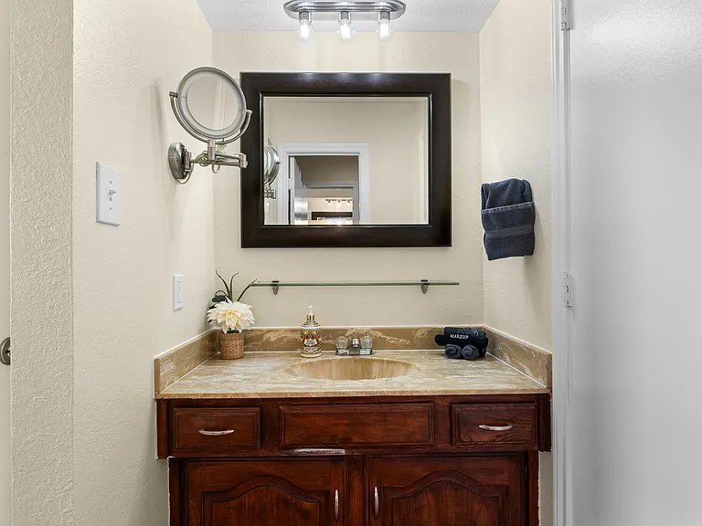 7218 Ridgeview Dr — Photo 19