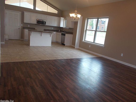 4th image of 2601 W 13th St