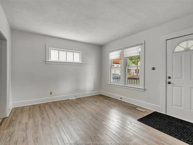 844 Ellrose Ave #842 — Photo 2
