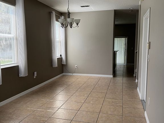 4th image of 11205 Savannah Landing Cir