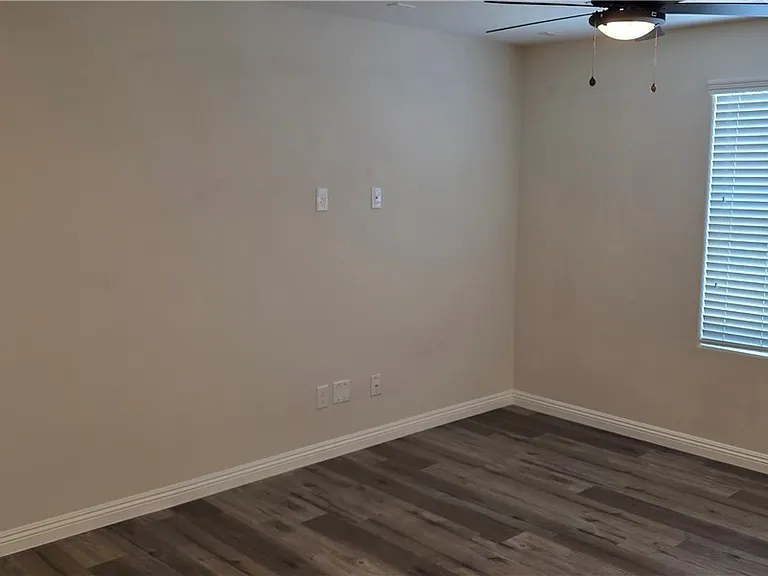 4534 Dover Straight St — Photo 12