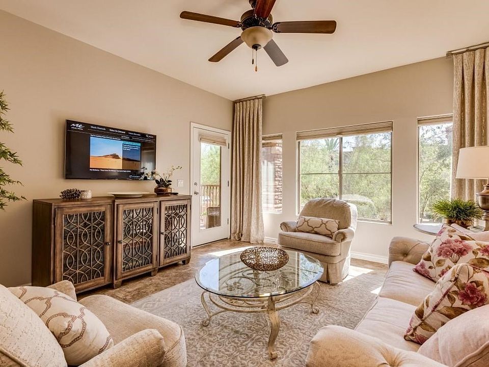 Stunning Great Room with courtyard view