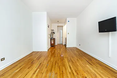 Rented by Modern Spaces