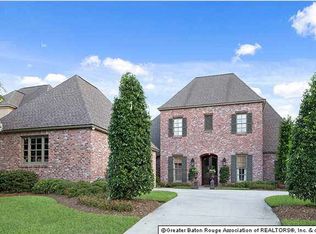 18736 Santa Maria Dr, Baton Rouge, LA 70809