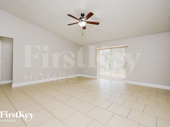 4th image of 206 Wild Forrest Dr