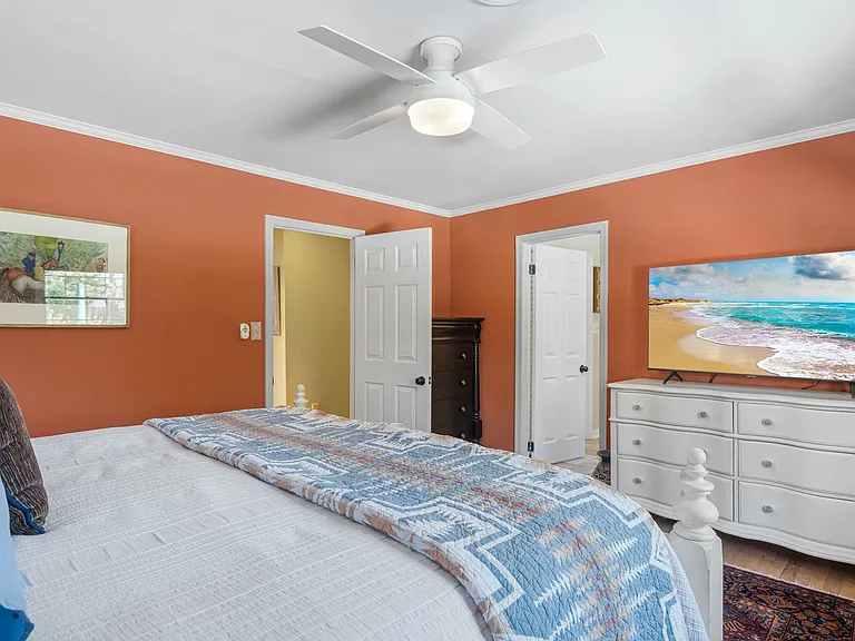 106 Kingsbridge Rd — Photo 28