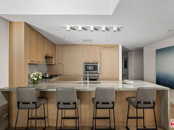 4th image of 1755 Ocean Ave APT 503
