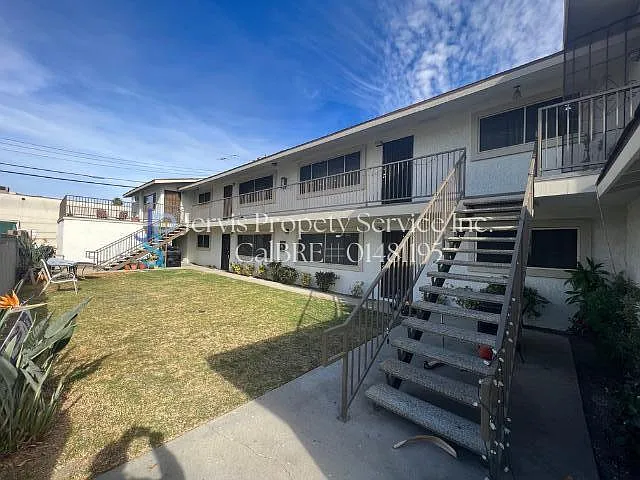 Building Photo - 14917 Gagely Dr #2
