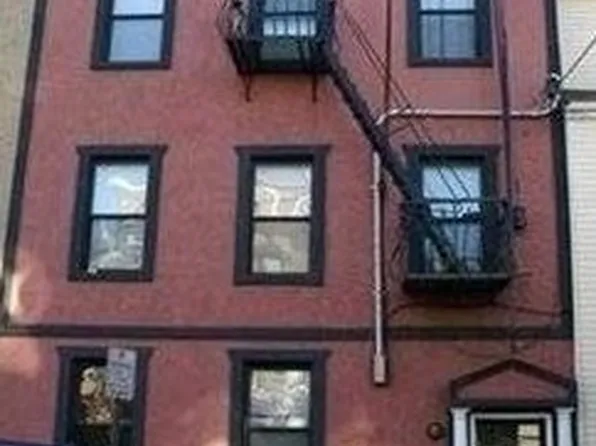 384 Palisade Avenue image 1 of 13