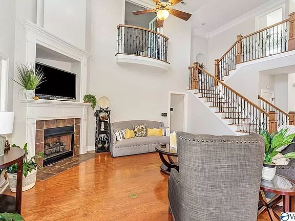 3rd image of 223 Nettles Dr NW
