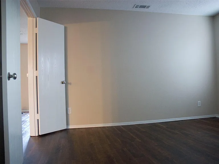 616 Alcove Dr — Photo 5