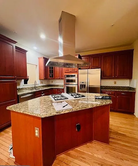 467 Winding Rose Dr — Photo 2