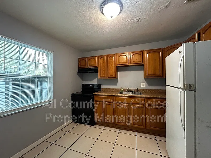 2 bed, 1.0 bath, 1000 sqft, $1,495 — Photo 3