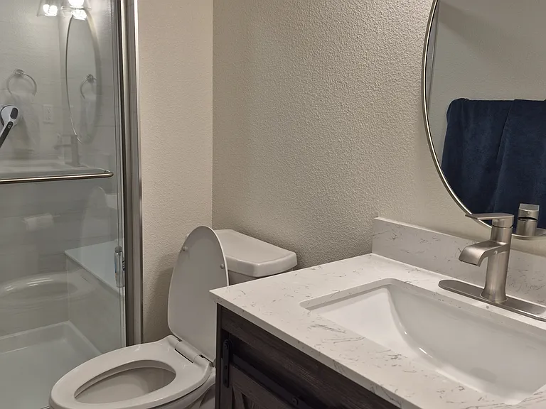 2445 Clayton Cir — Photo 22