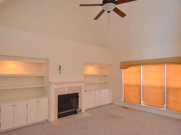 4th image of 4704 Carita Woods Way