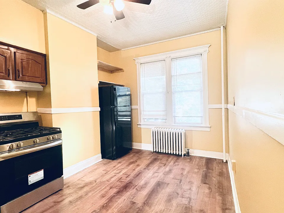 212 Wilkinson Ave #1