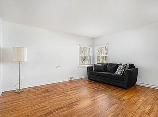 802 Weaver Ave #802, Kalamazoo, MI 49006