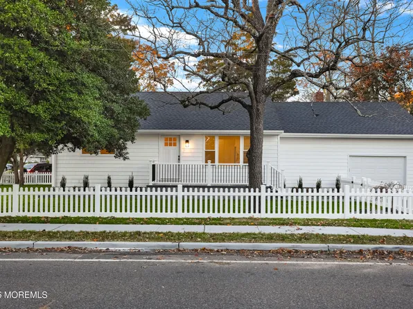 2401 Mallow Street, Point Pleasant, NJ 08742