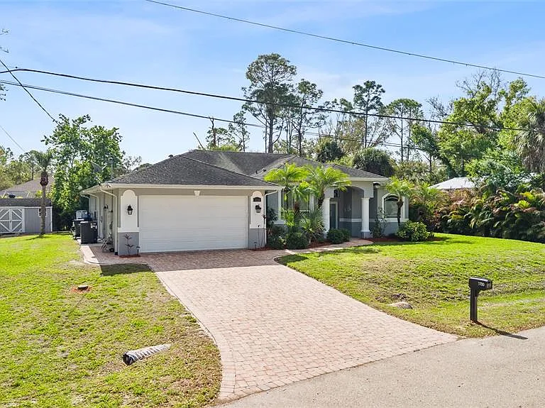 3730 Crandon Rd — Photo 39