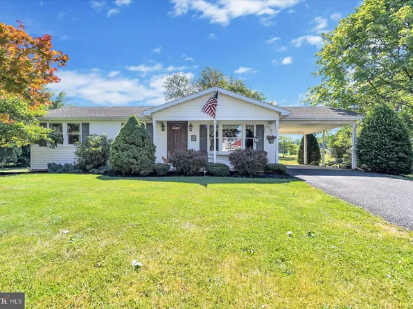 887 Mount Rock Rd, Carlisle, PA 17015