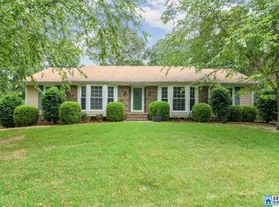 5482 Dover Cliff Cir, Birmingham, AL 35242