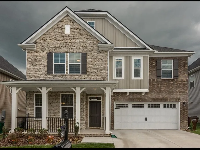 2865 Whitebirch Dr — Photo 1