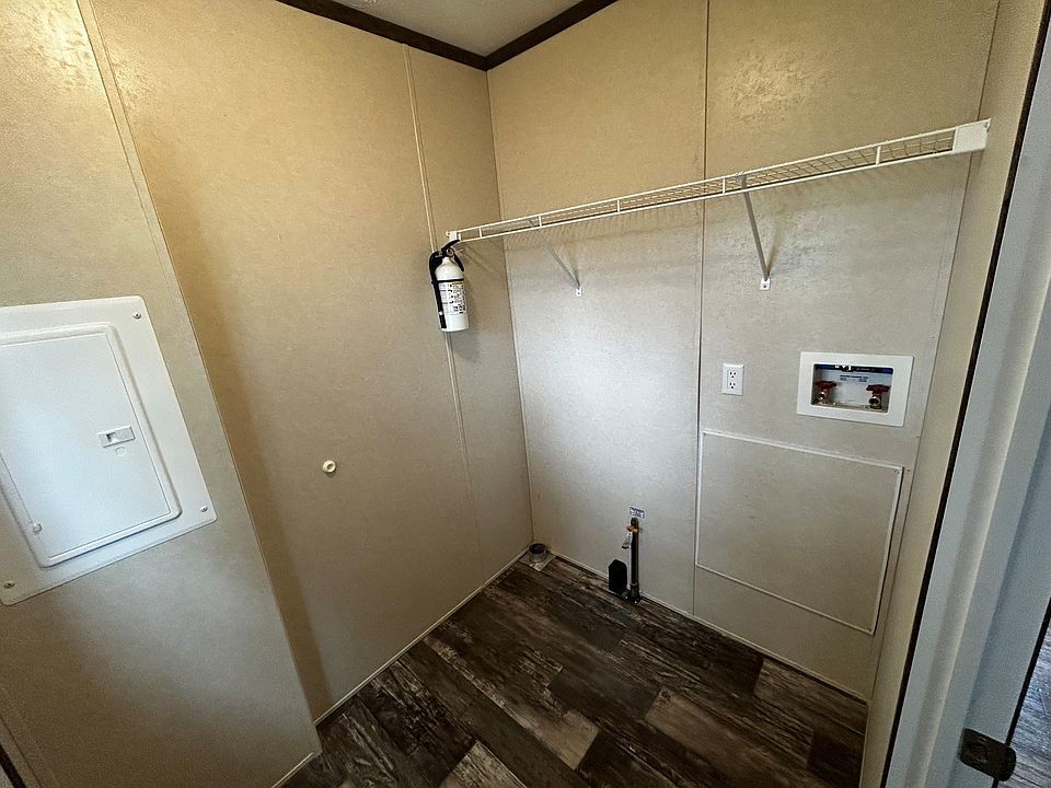 5246 Bud Ln, photo 9