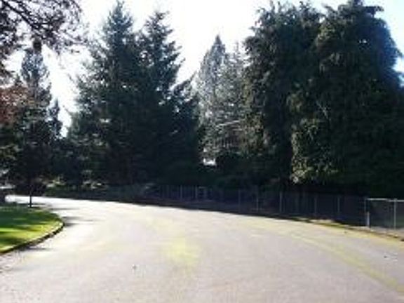 5th image of 2221 NE 129th Ave