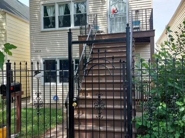 4418 S Whipple St, Chicago, IL 60632
