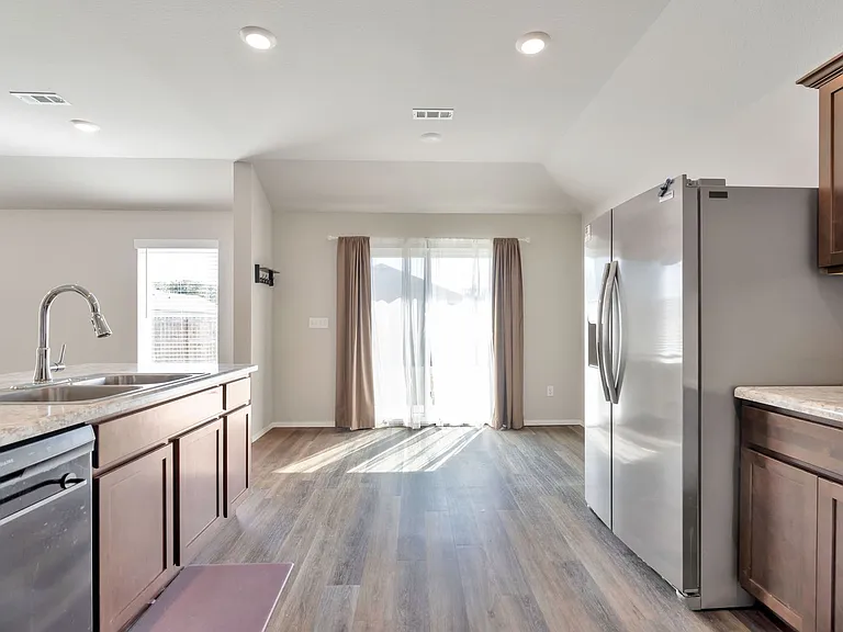 3308 E Ricky Dr — Photo 8