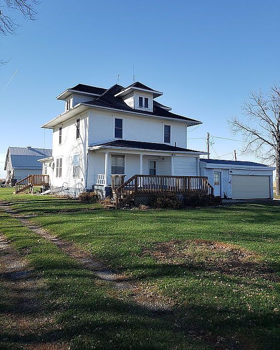 1st image of 15527 330th Ave