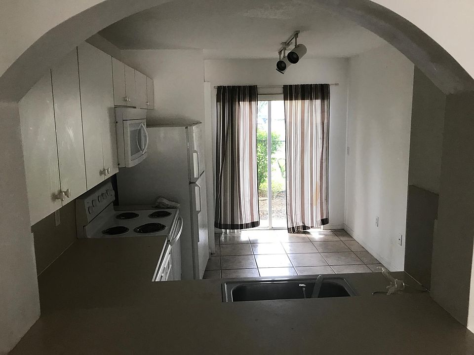 1st image of 1270 SE 28th Ct Unit 103
