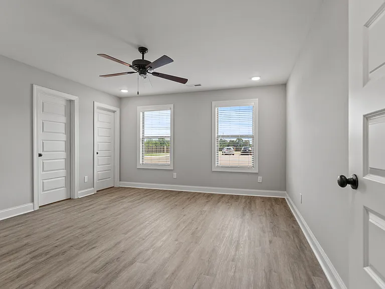 Lucas Ferry Townhomes — Photo 9