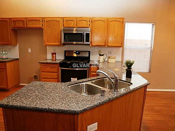 5th image of 4308 Laurel Hill Dr