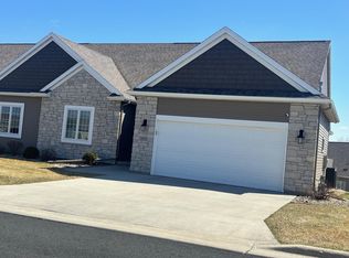 3058 Ivory Rd NE, Rochester, MN 55906