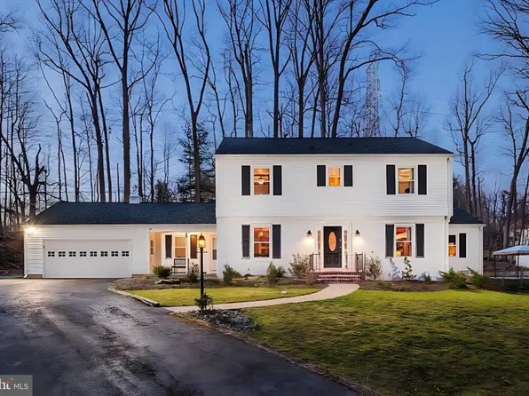 4 Chartwell Ct, Owings Mills, MD 21117