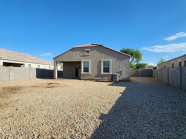 41932 W Manderas Ln — Photo 12